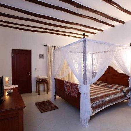 Ora Resort Twiga Beach Watamu Exteriör bild
